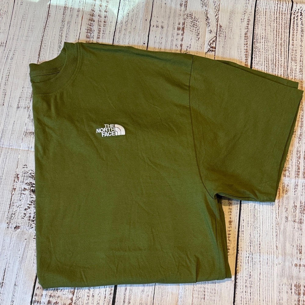 The North Face Men's Shirt NWOT